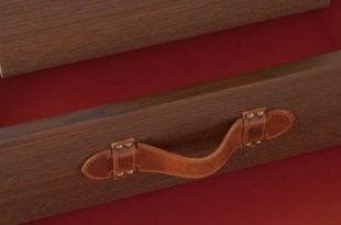 Vintage-Styled Drawers Inspired By Old Suitcases | Leather handle .