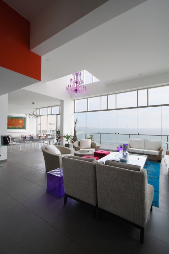 Visual Masterpiece With Ocean Views: Alvarez Beach House - DigsDi